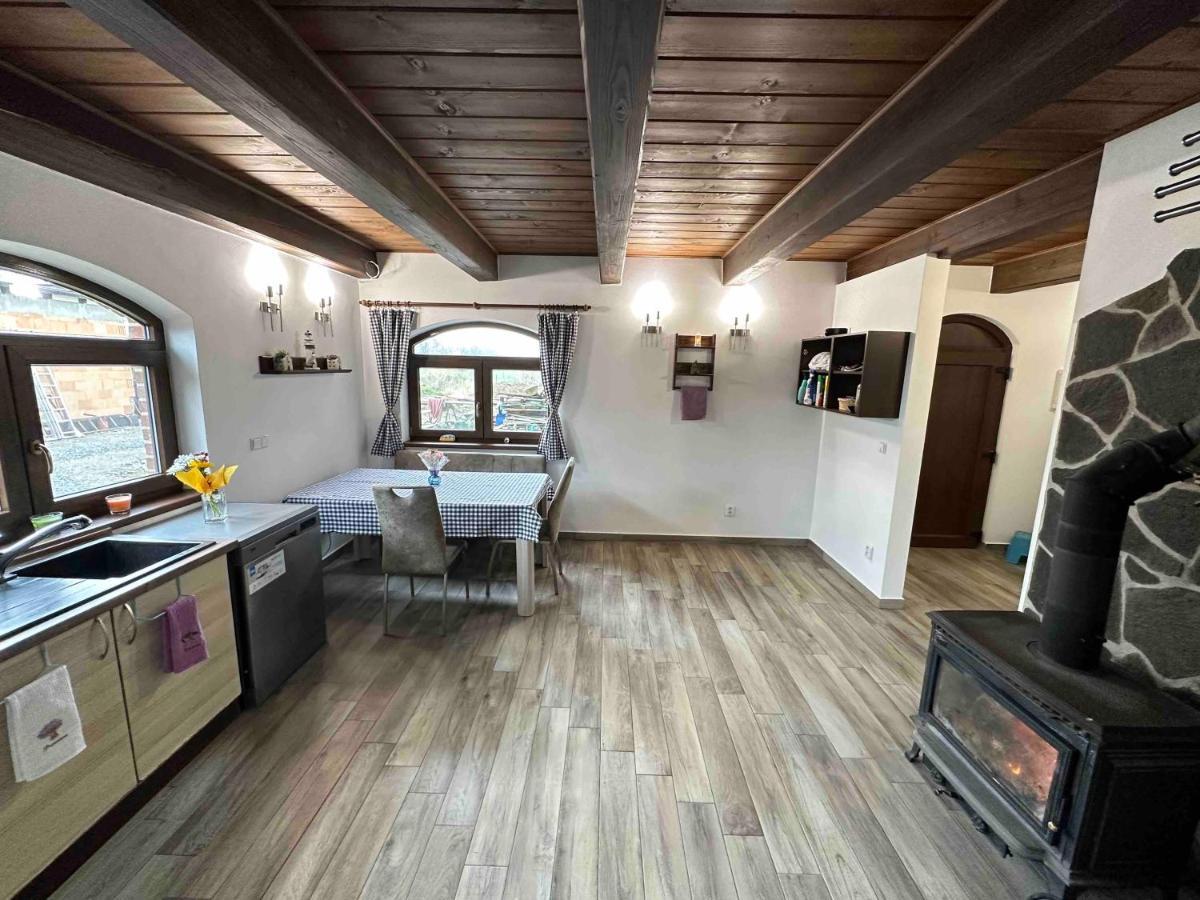 Penzion - Apartman Prestavlky Tršice Esterno foto