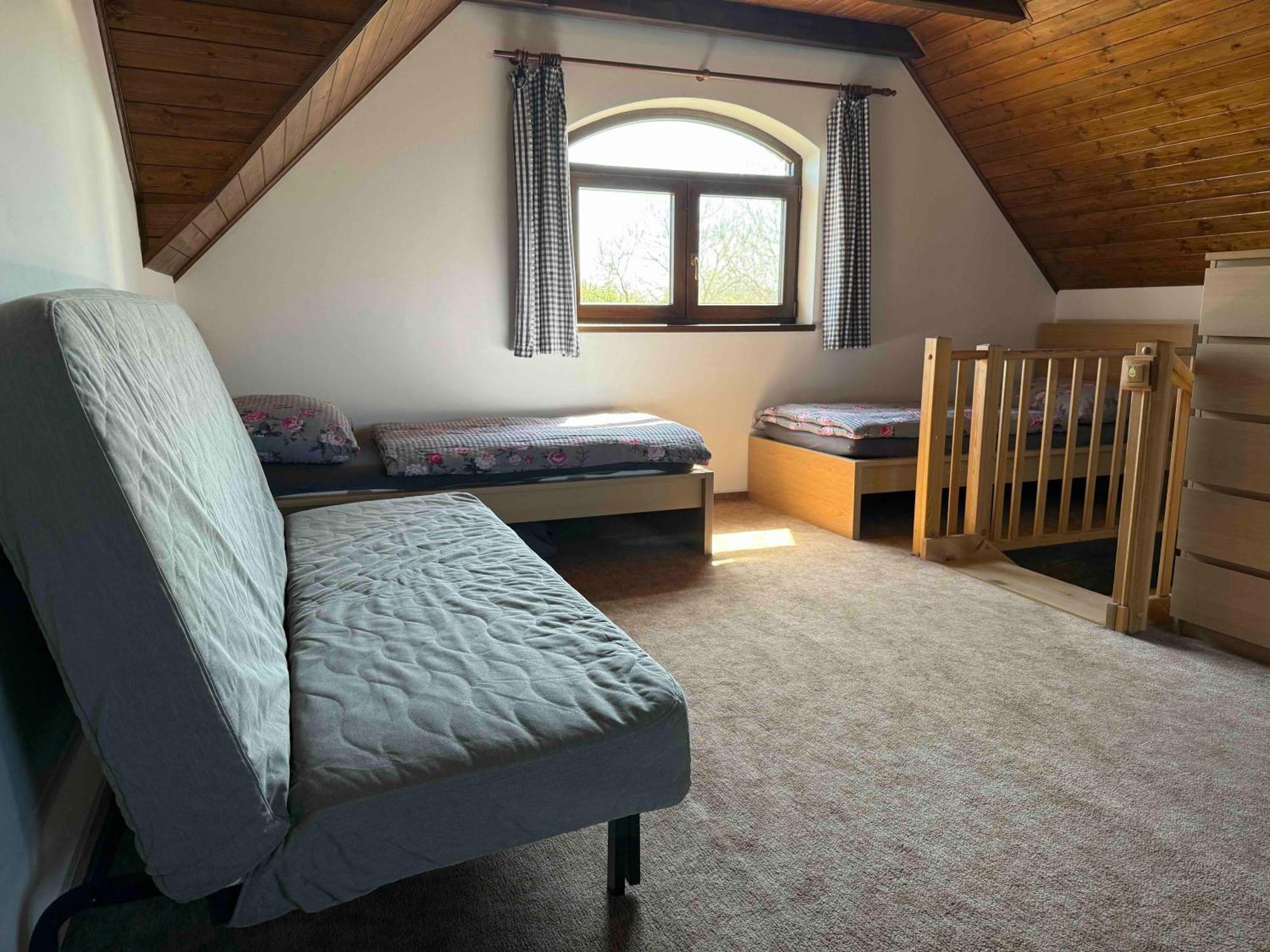 Penzion - Apartman Prestavlky Tršice Esterno foto